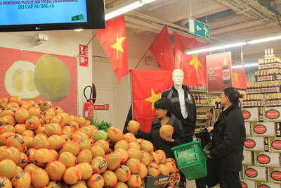 Vietnamese goods promoted in Paris